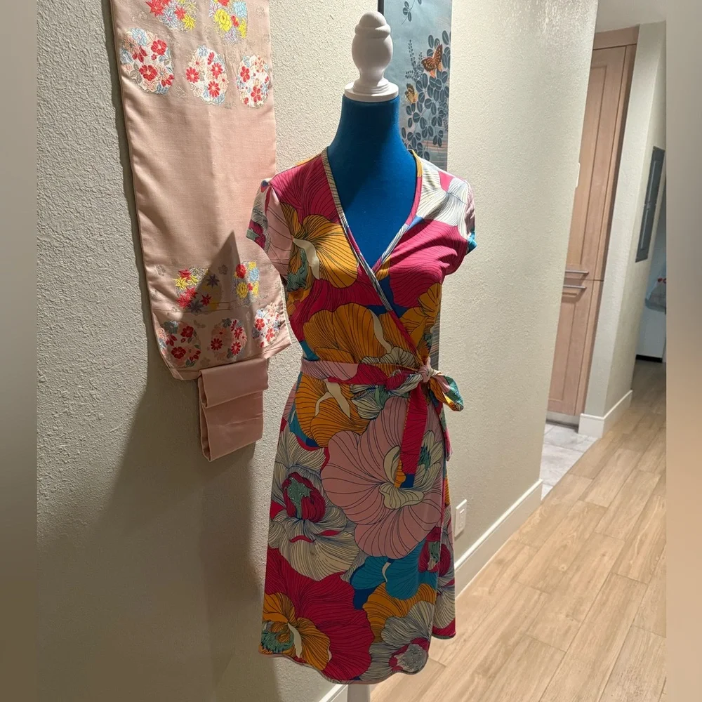 JB by Julie Brown Pink and Yellow Floral Wrap Dress - Dry Cleaned - Picture 1 of 5